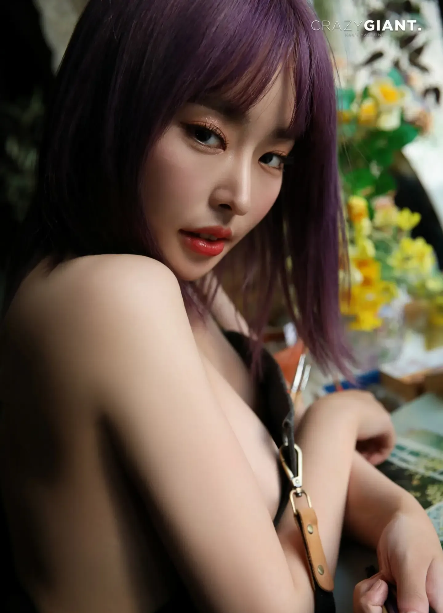 Hanere CRAZYGIANT Sexy Photobook