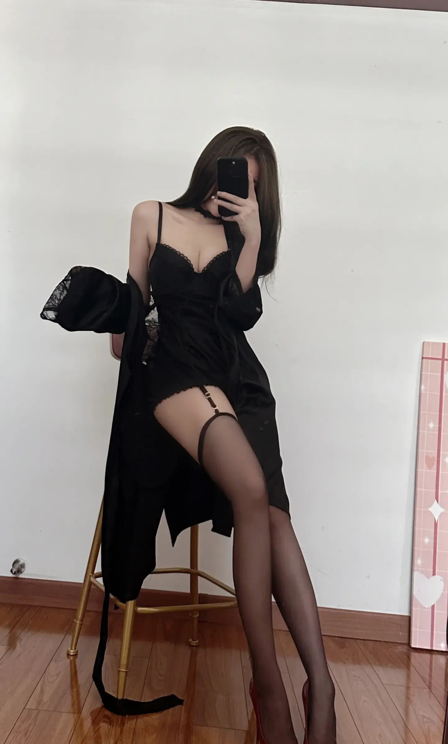 美酱 黑色内衣吊带丝袜