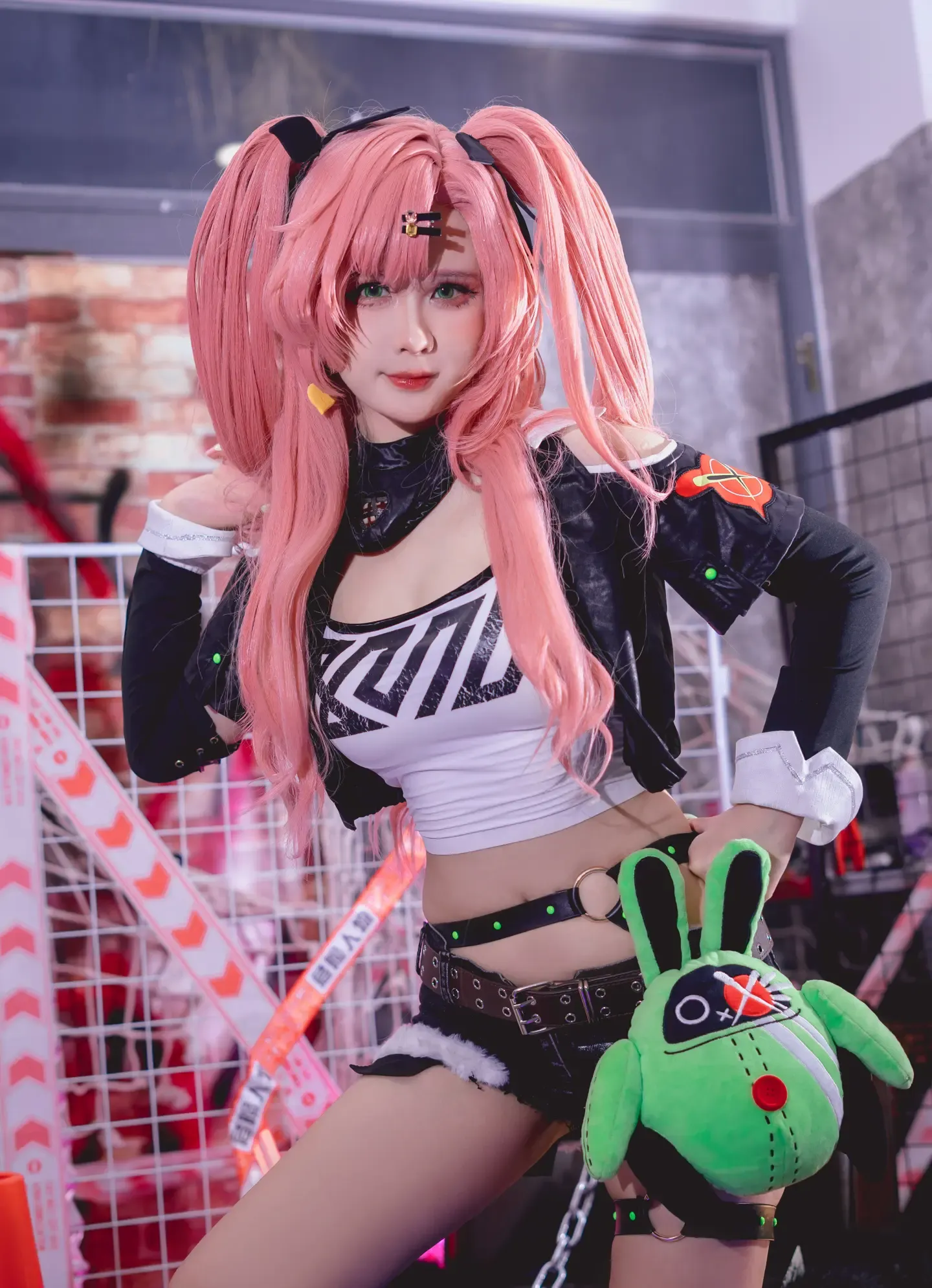 PyonLay Nicole Demara