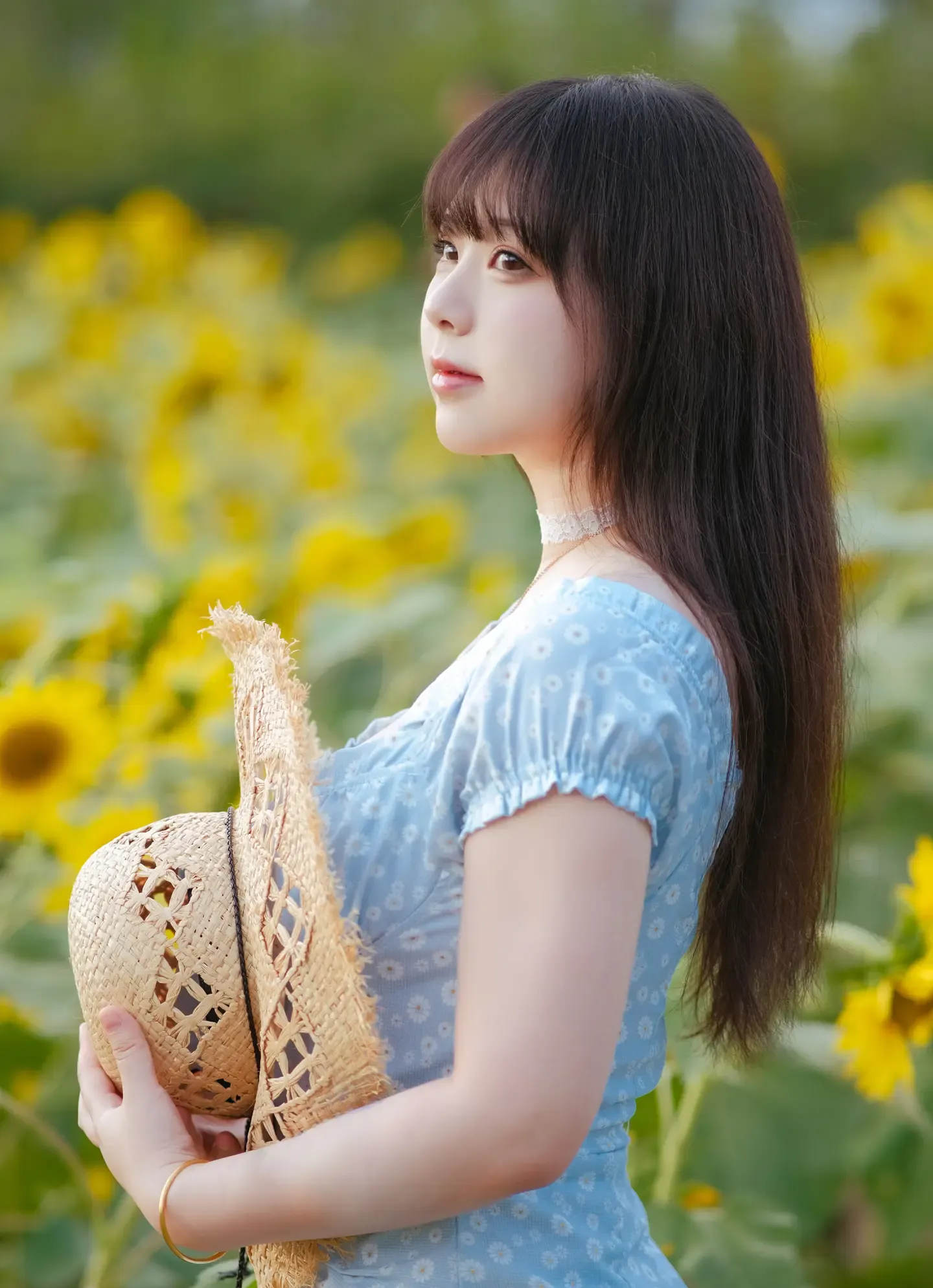 皮皮奶可可爱了啦 彼女向日葵