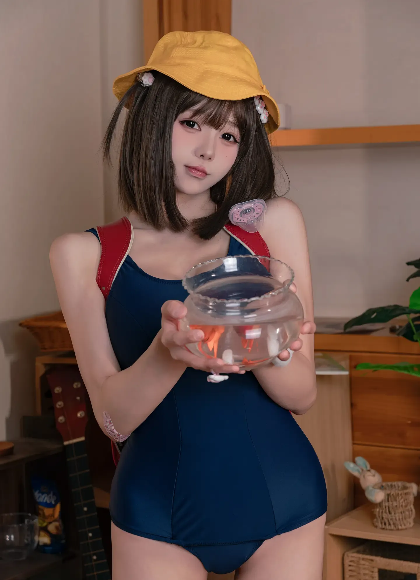 咬一口兔娘 奶嘴死库水 Gee