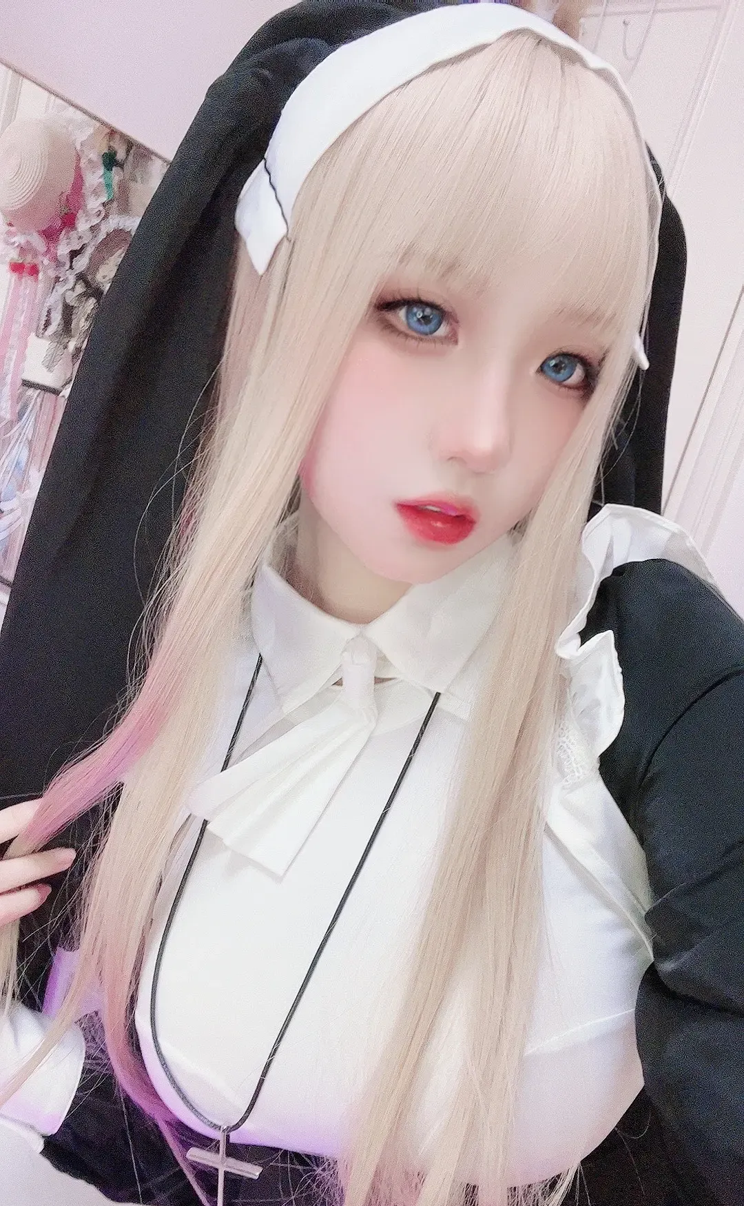 屑雪雪鸭 修女玛丽亚 光