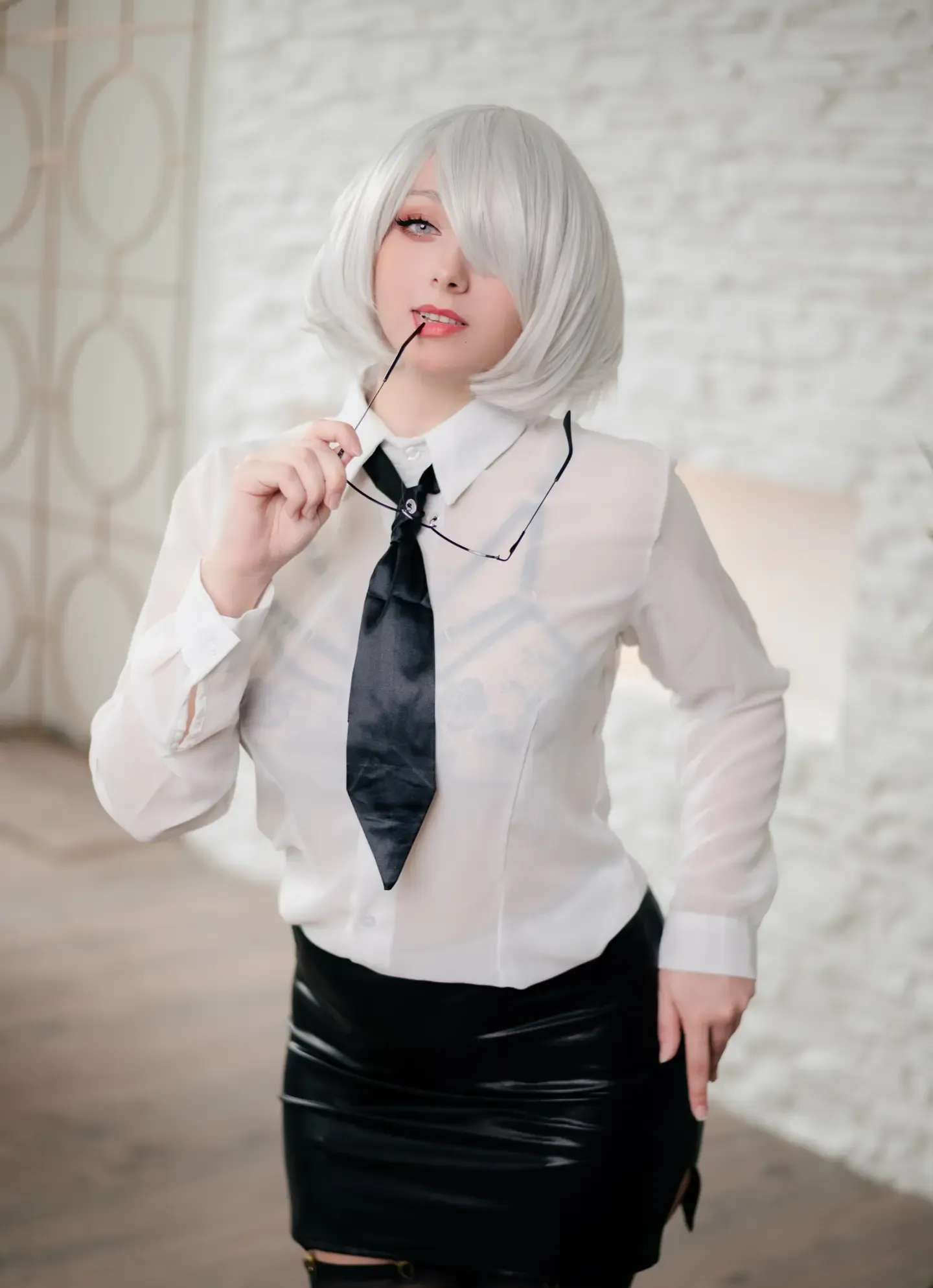 Aluctoria 2B Office Suit