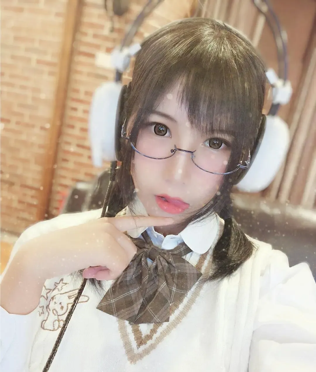逐月SU PR时期 表面玩游戏