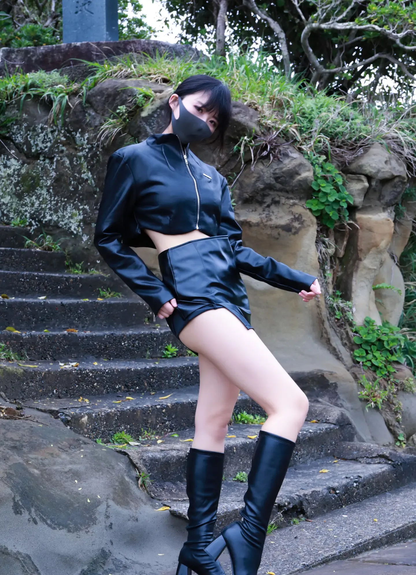 李佳 户外皮衣