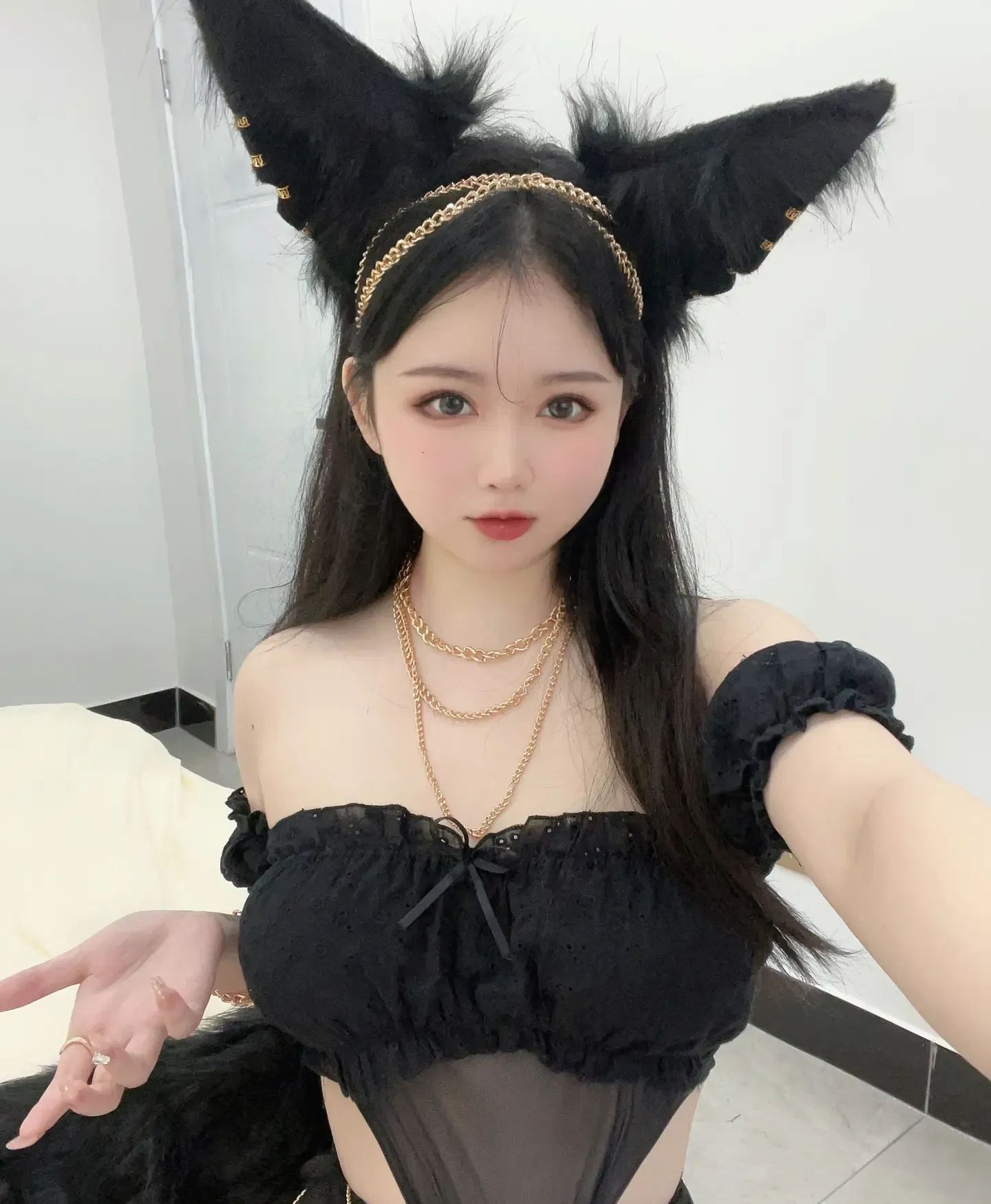 依酱 黑狼