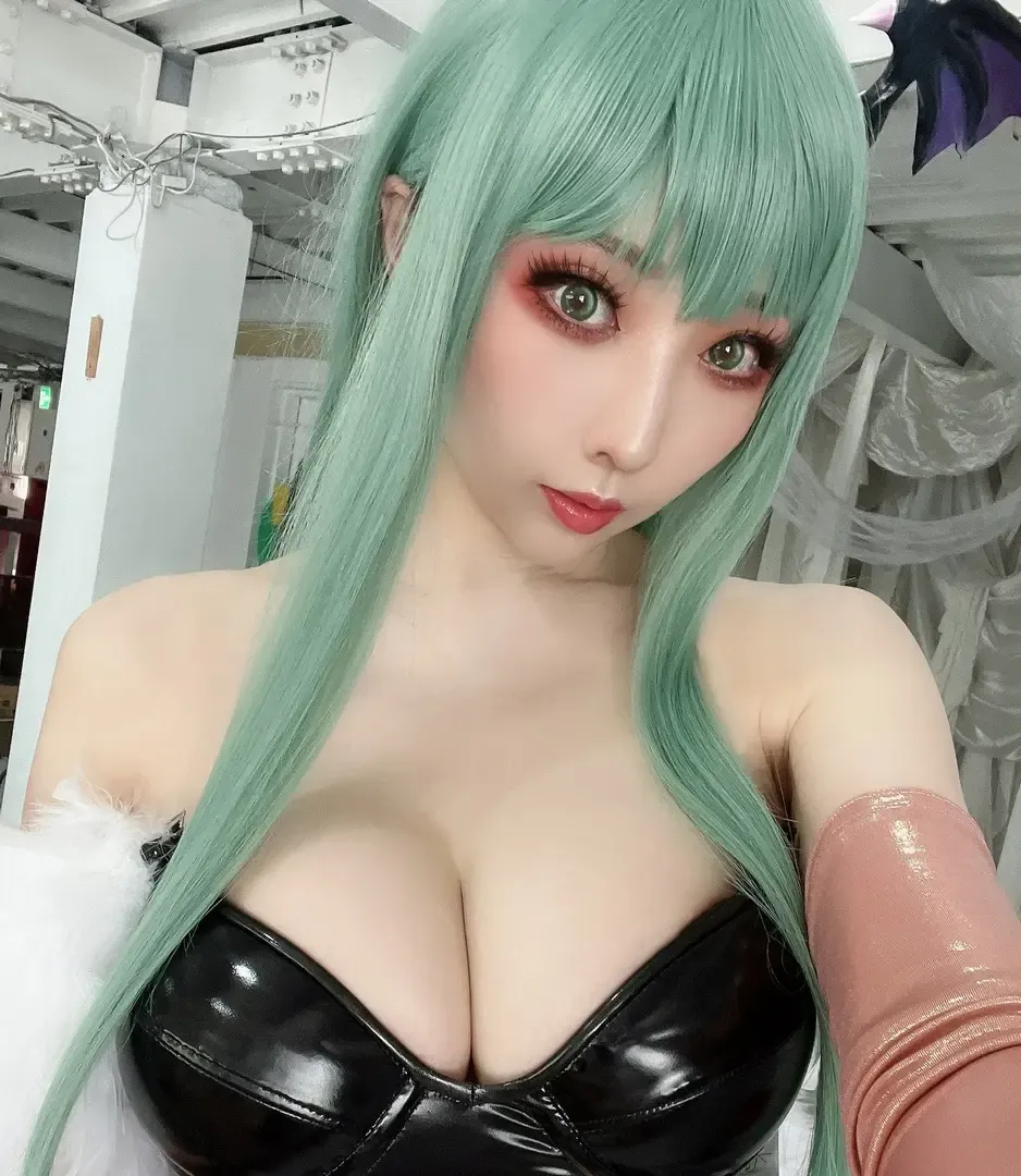 桃色れく KURUPIKA Reku Momoiro MORRIGAN AENSLAND