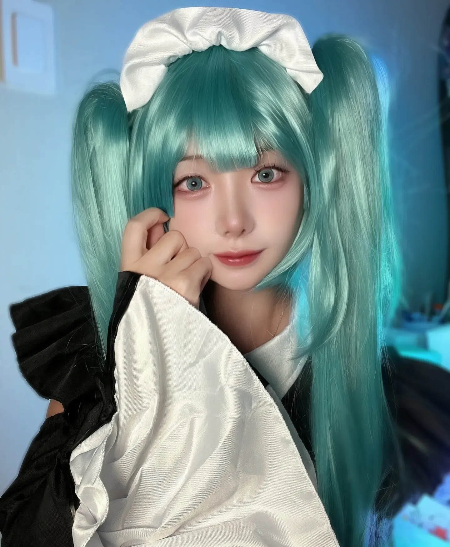 YunaSkye Maid Miku