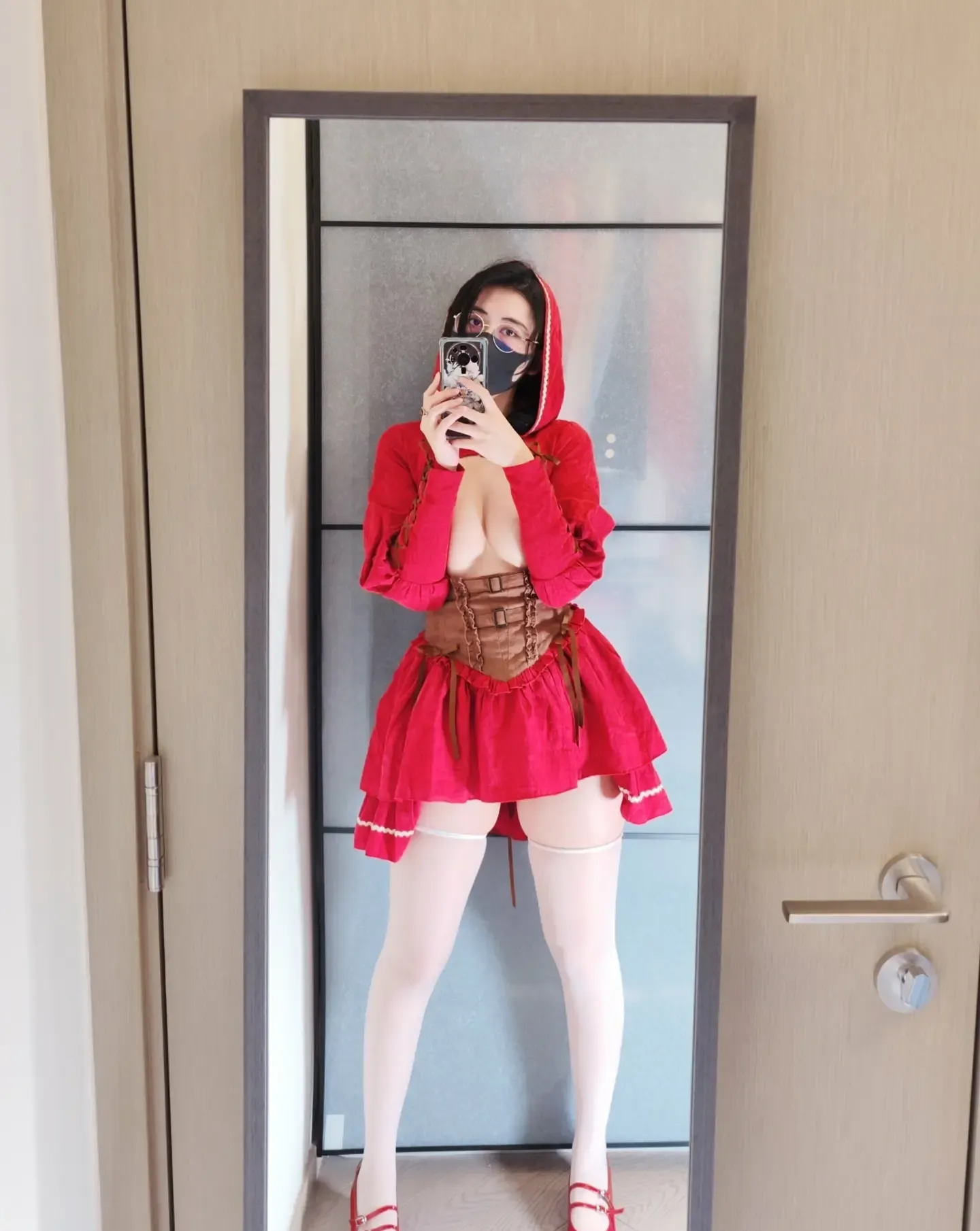 Naimi奶咪 小红帽