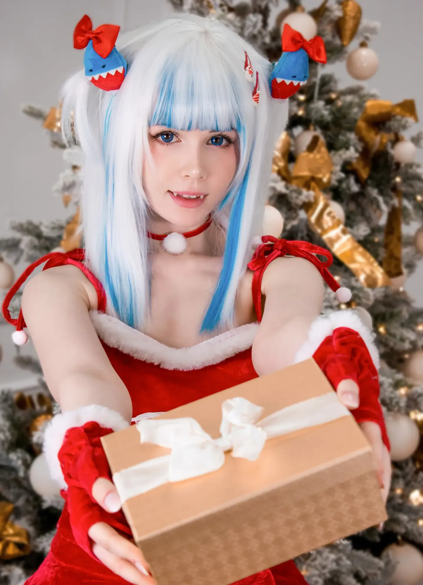 Suna Gawr Gura Christmas