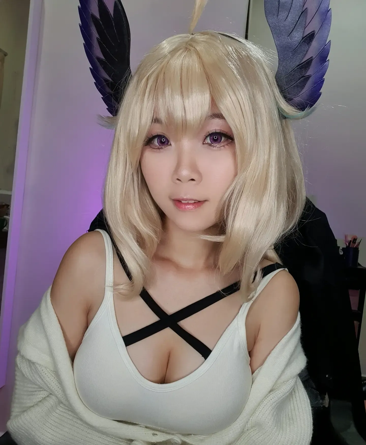 Noihslxy Enna