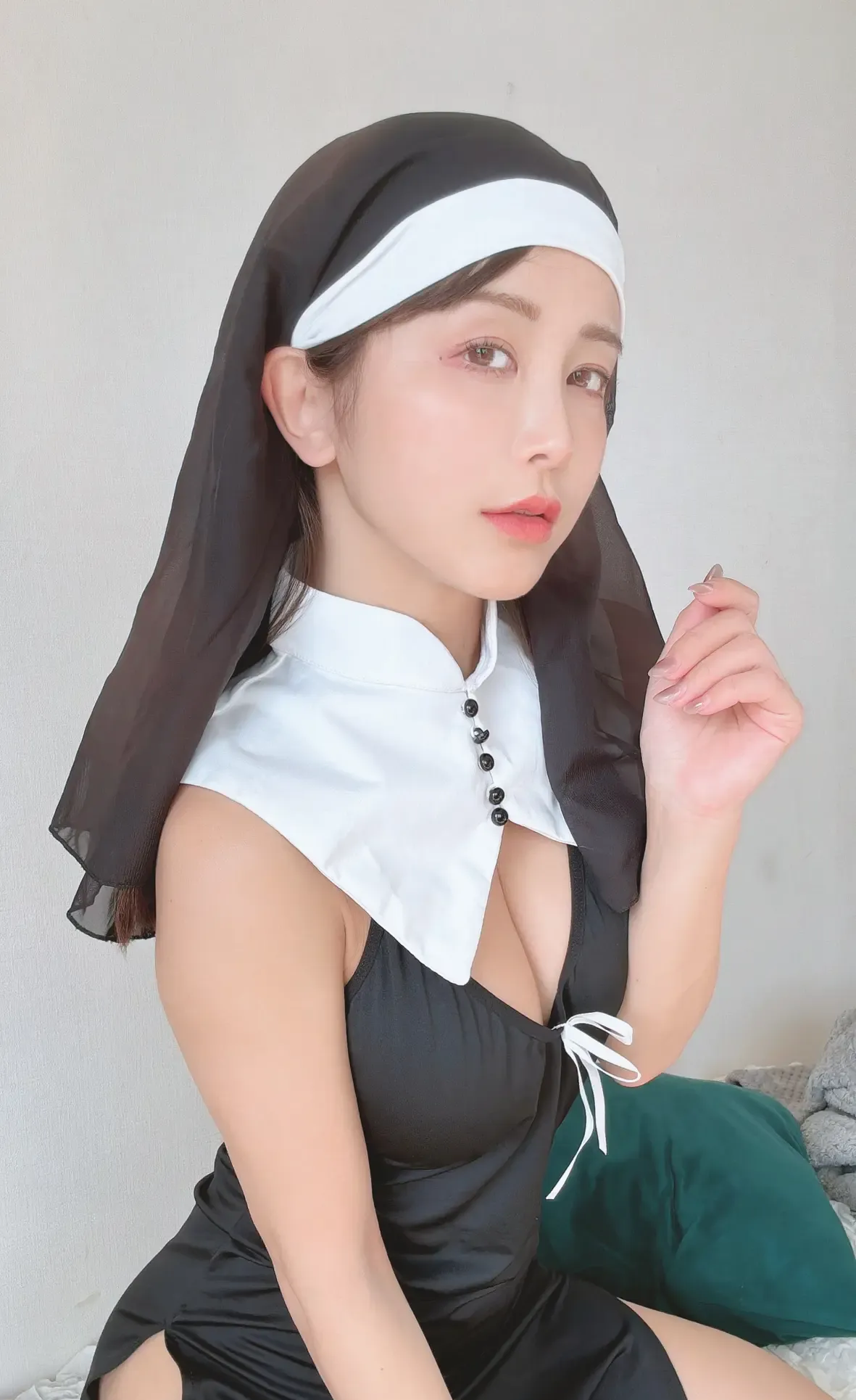 いくみ Fantia 20241120 Will You Confess to the Nun？
