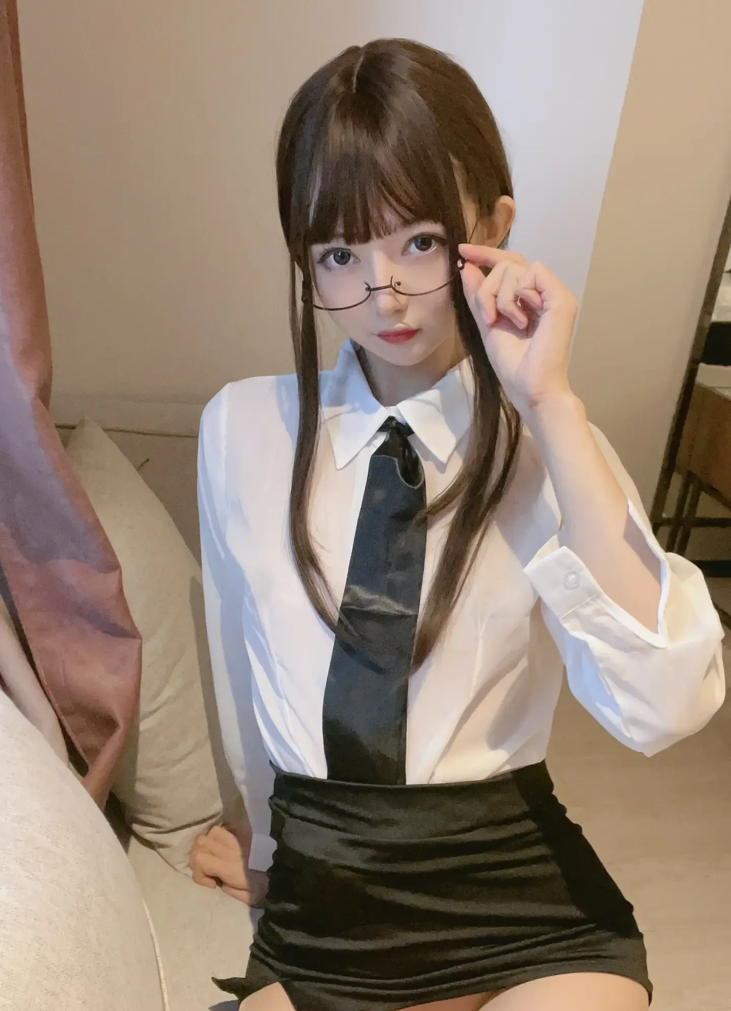 51酱 肉丝眼镜娘