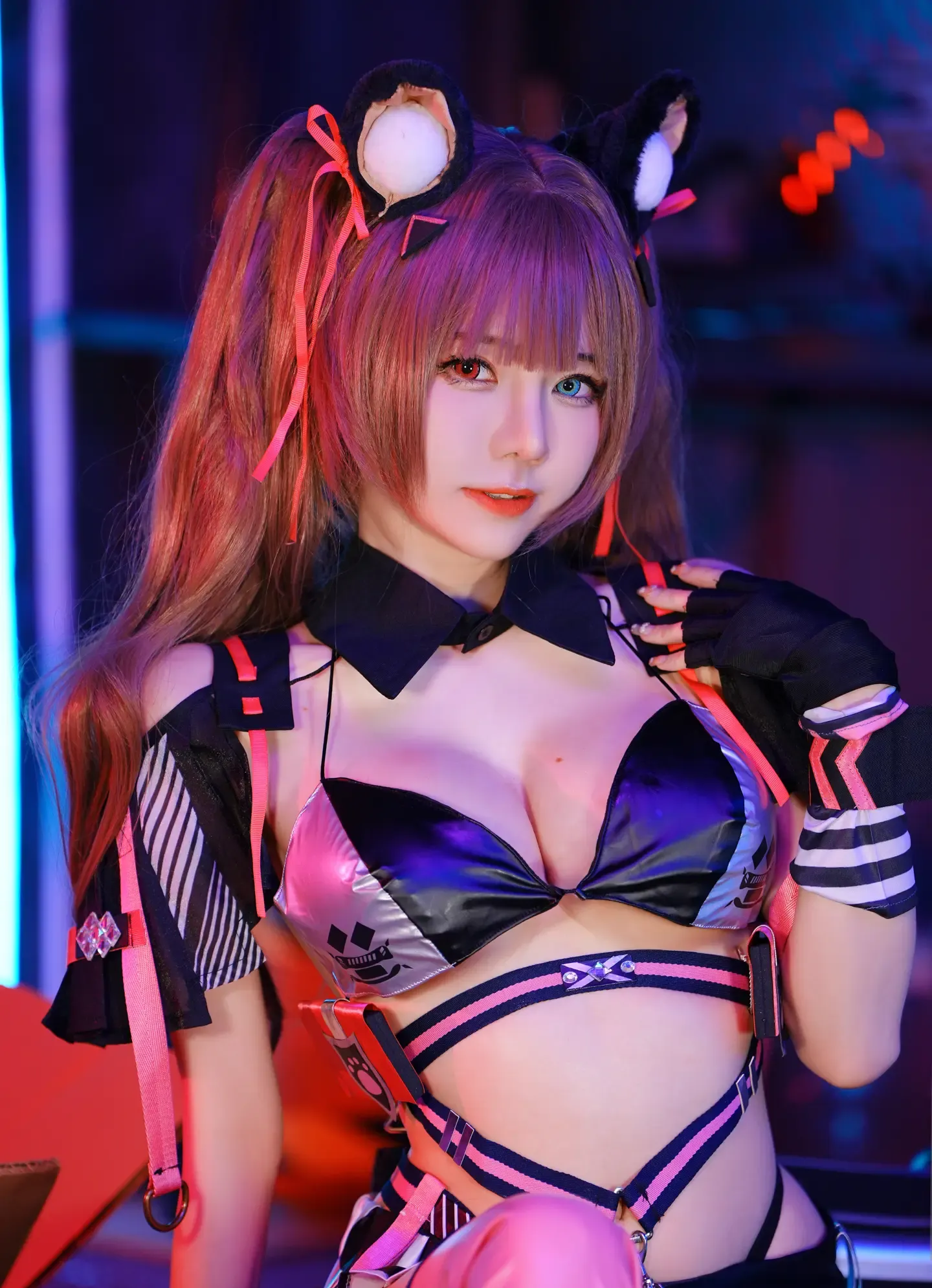 SallyDorasnow Nero
