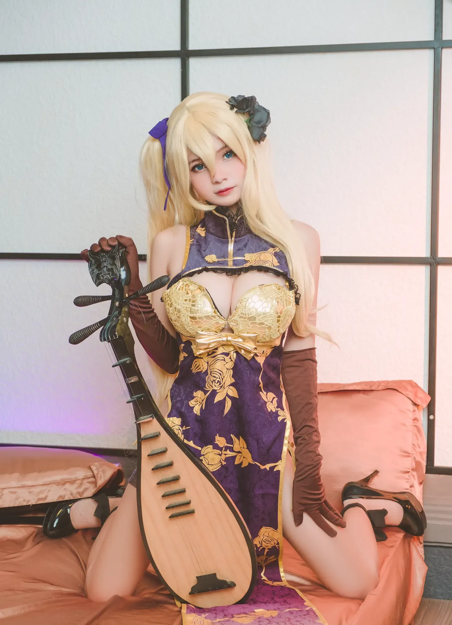 Azami 金莲旗袍