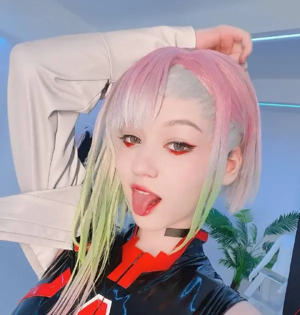 Donnaloli Lucy