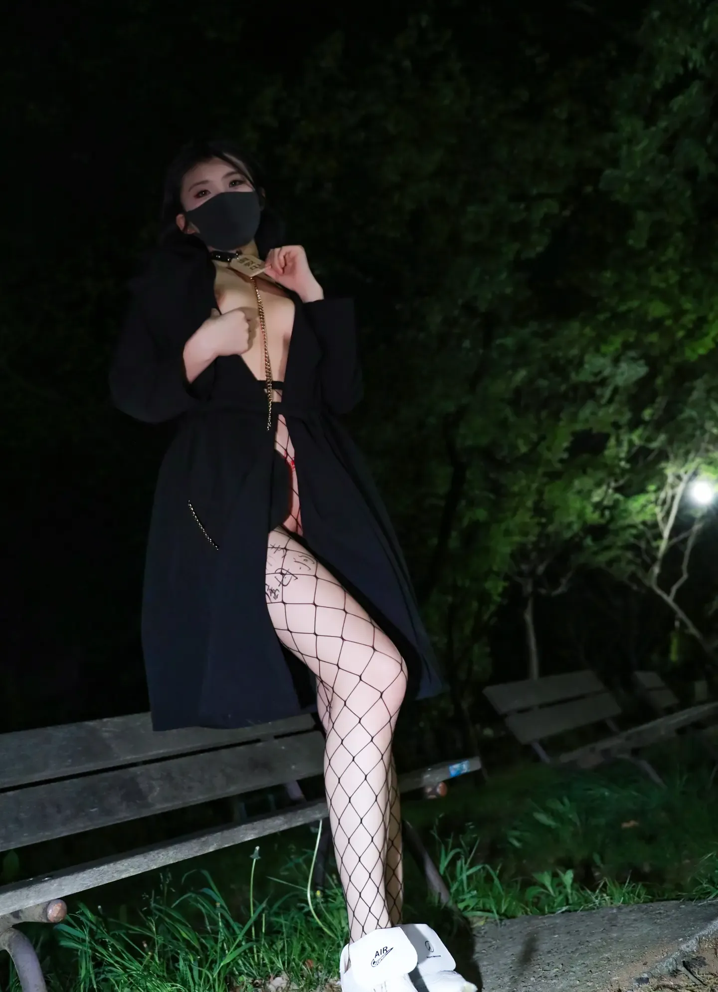 李佳 户外带文字