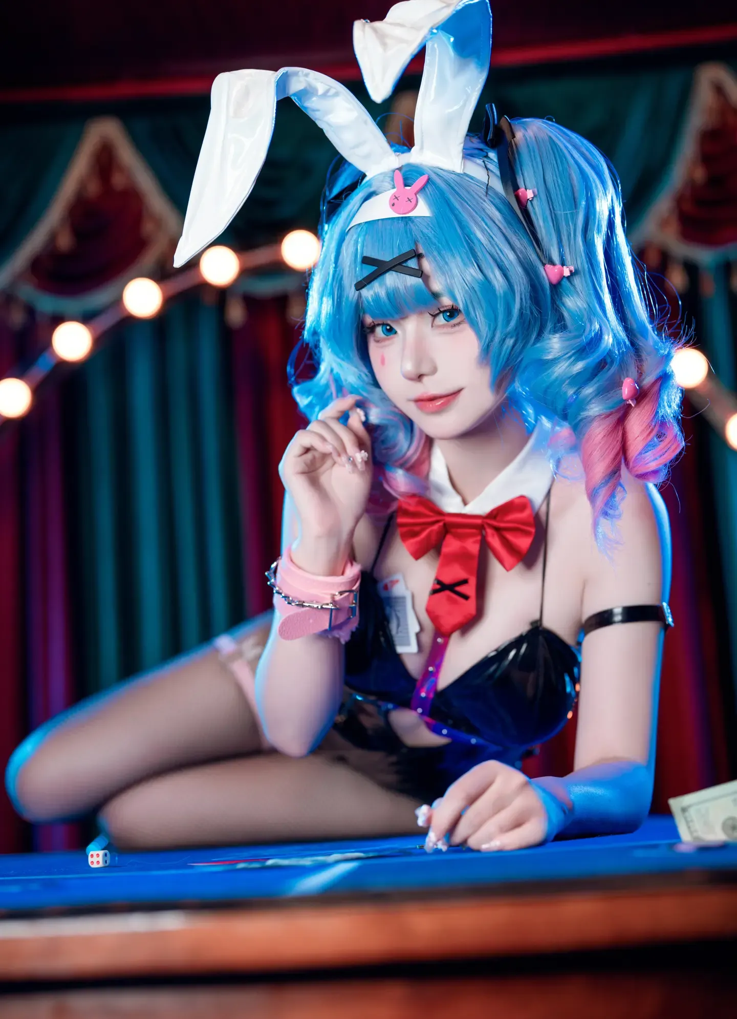 猫大人 初音未来 兔子洞